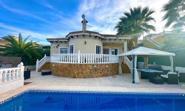 Återförsäljning - Fristående villa -
Bigastro - Comunidad valenciana