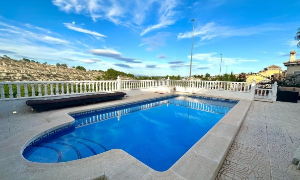 Återförsäljning - Fristående villa -
Bigastro - Comunidad valenciana