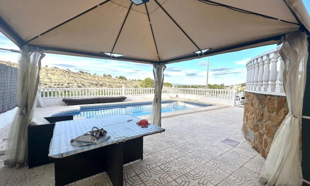 Återförsäljning - Fristående villa -
Bigastro - Comunidad valenciana