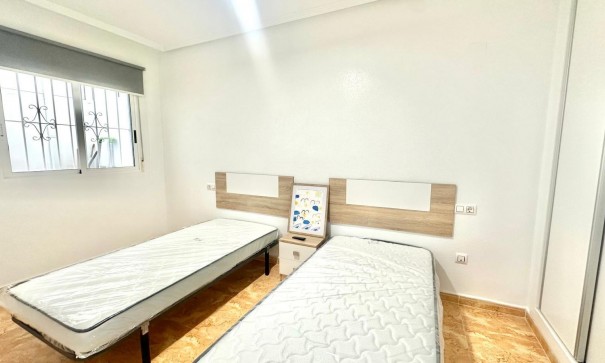 Återförsäljning - Lägenhet lägenhet -
Torrevieja - Playa de los locos