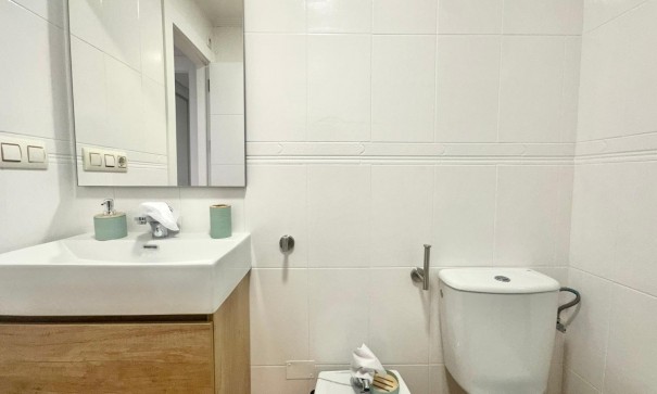 Återförsäljning - Lägenhet lägenhet -
Torrevieja - Playa de los locos