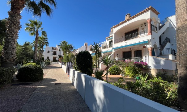 Återförsäljning - Lägenhet lägenhet -
Villamartín - PAU 8