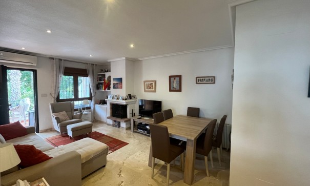 Återförsäljning - Lägenhet lägenhet -
Villamartín - PAU 8