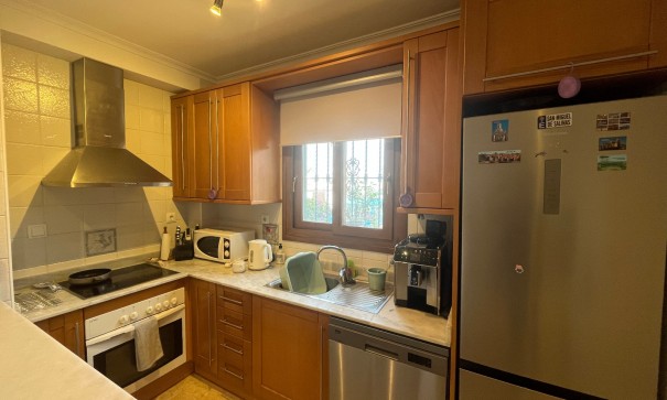 Återförsäljning - Lägenhet lägenhet -
Villamartín - PAU 8