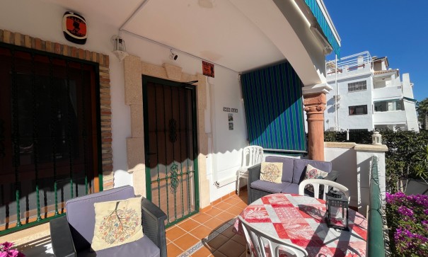 Återförsäljning - Lägenhet lägenhet -
Villamartín - PAU 8