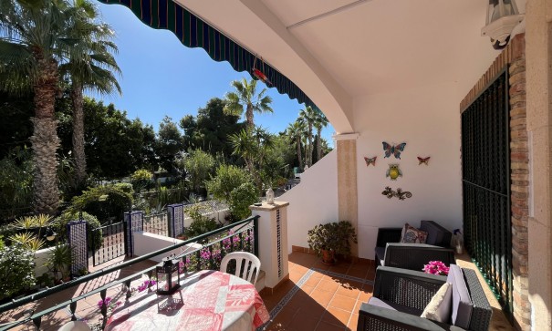 Återförsäljning - Lägenhet lägenhet -
Villamartín - PAU 8