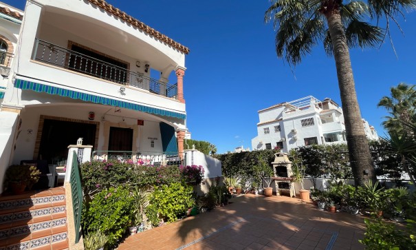 Återförsäljning - Lägenhet lägenhet -
Villamartín - PAU 8