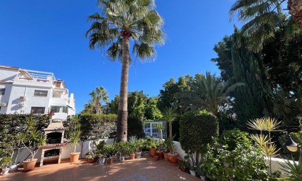 Återförsäljning - Lägenhet lägenhet -
Villamartín - PAU 8