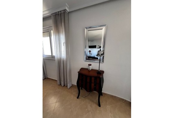 Sprzedaż - Apartament mieszkanie -
Torrevieja