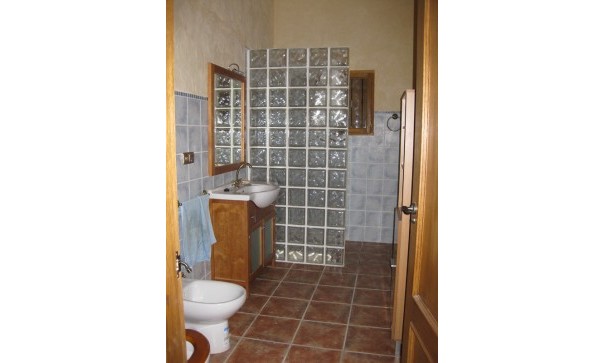 Återförsäljning - Fristående villa -
Benferri