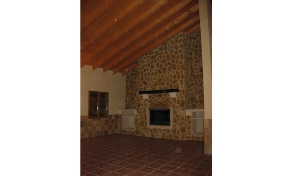 Återförsäljning - Fristående villa -
Benferri