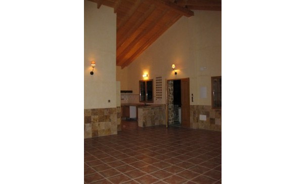 Återförsäljning - Fristående villa -
Benferri