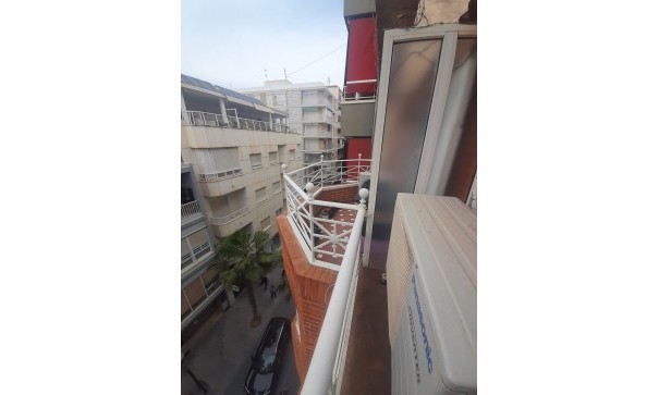 Videresalg - Lejlighed lejlighed -
Torrevieja