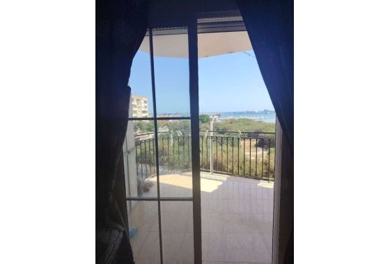 Sprzedaż - Apartament / Mieszkanie -
Torrevieja