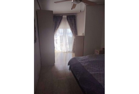 Sprzedaż - Apartament / Mieszkanie -
Torrevieja