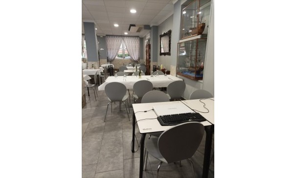 Venta - Comercial -
Torrevieja