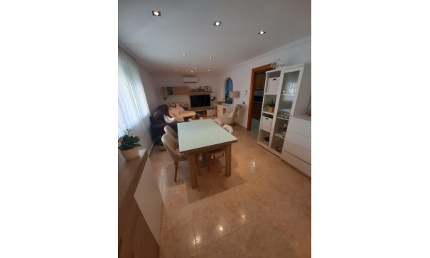 Sprzedaż - Apartament mieszkanie -
Orihuela Costa