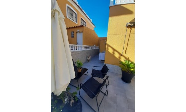 Sprzedaż - Apartament mieszkanie -
Orihuela Costa