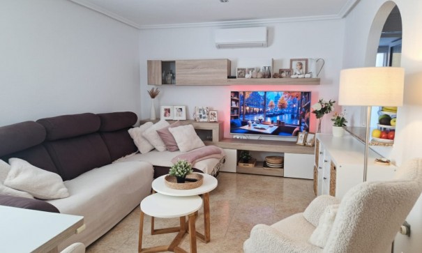Sprzedaż - Apartament mieszkanie -
Orihuela Costa