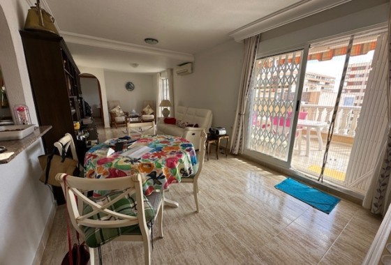 Revente - Appartement -
Torrevieja