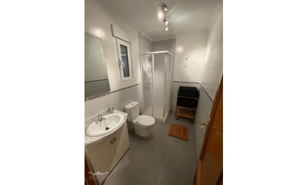 Videresalg - Fritliggende villa -
Pinoso - Pinoso Alicante