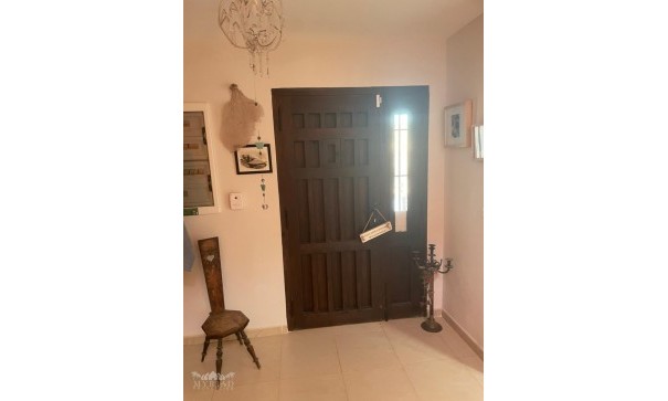 Videresalg - Fritliggende villa -
Pinoso - Pinoso Alicante