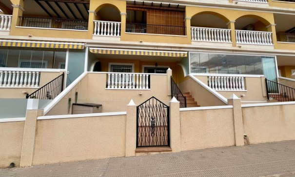 Resale - Wohnung Appartement -
Algorfa