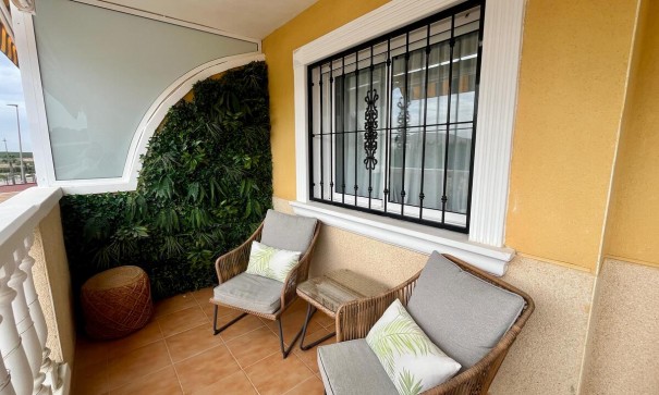 Resale - Wohnung Appartement -
Algorfa