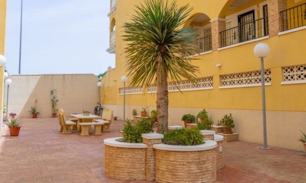 Resale - Wohnung Appartement -
Algorfa