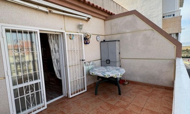 Sprzedaż - Apartament mieszkanie -
Torrevieja