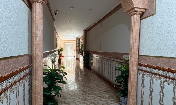 Sprzedaż - Apartament mieszkanie -
Torrevieja