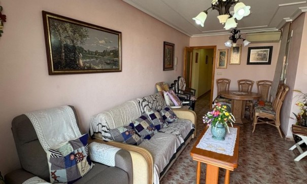 Sprzedaż - Apartament mieszkanie -
Torrevieja