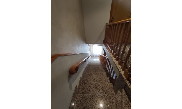 Revente - Maison de ville -
Hondón de los Fráiles