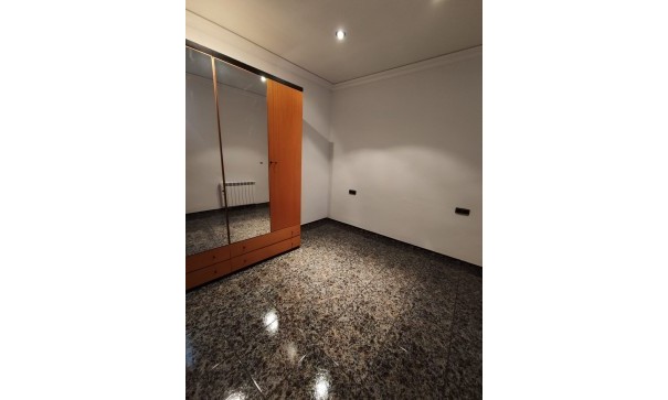 Revente - Maison de ville -
Hondón de los Fráiles