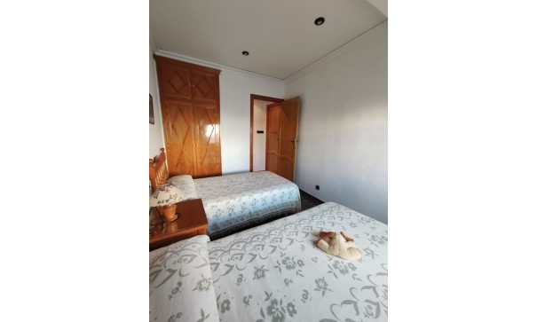 Revente - Maison de ville -
Hondón de los Fráiles