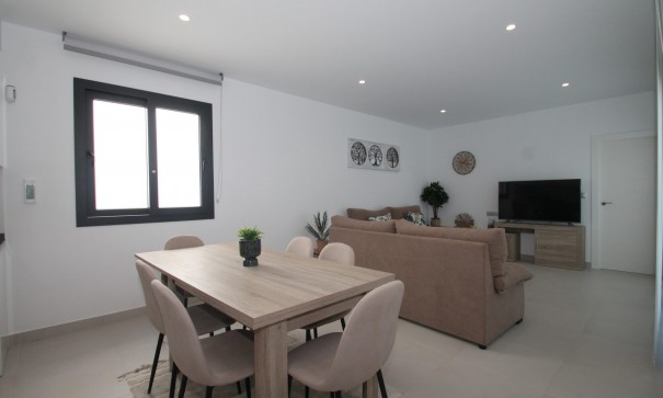 Återförsäljning - Fristående villa -
Pilar de la Horadada