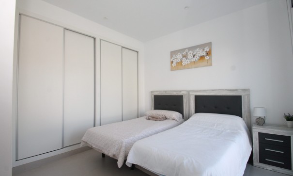 Återförsäljning - Fristående villa -
Pilar de la Horadada