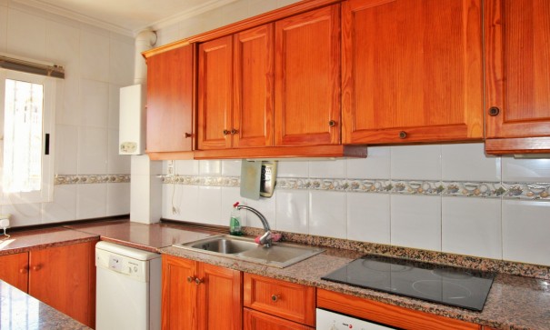 Återförsäljning - Radhus -
Villamartín