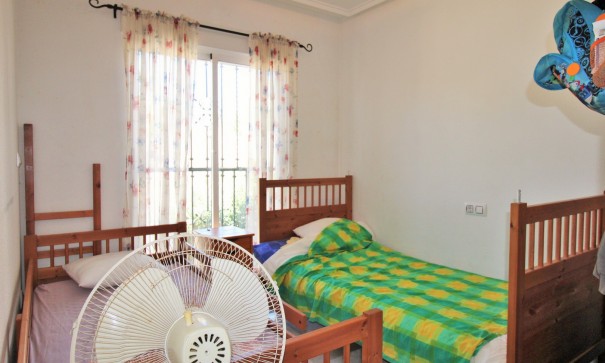 Återförsäljning - Radhus -
Villamartín