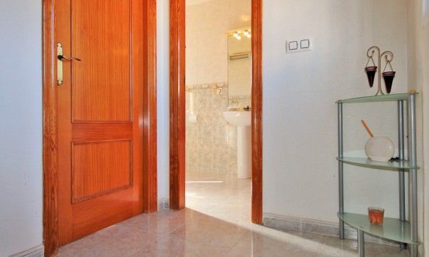 Återförsäljning - Radhus -
Villamartín