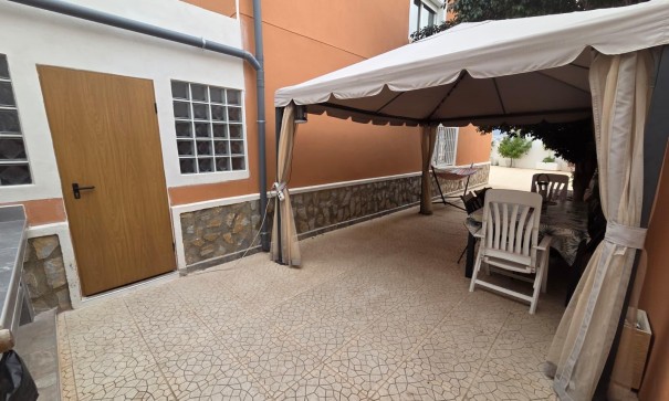 Återförsäljning - Villa -
Torrevieja - CIUDAD QUESADA