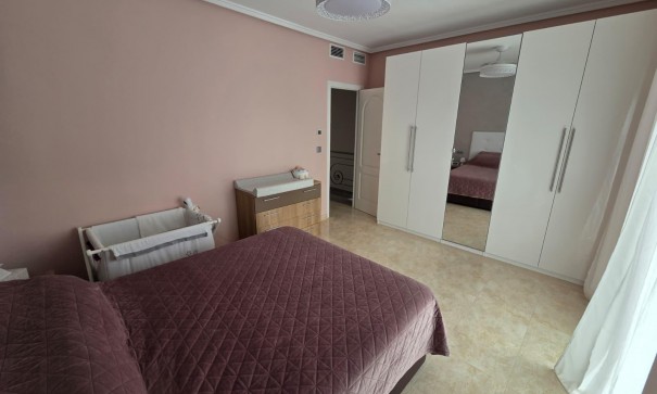 Återförsäljning - Villa -
Torrevieja - CIUDAD QUESADA