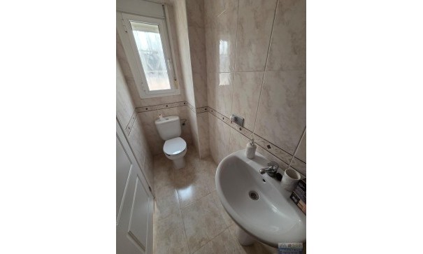 Återförsäljning - Villa -
Torrevieja - CIUDAD QUESADA