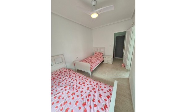 Resale - Doppelhaushälfte -
Los Altos