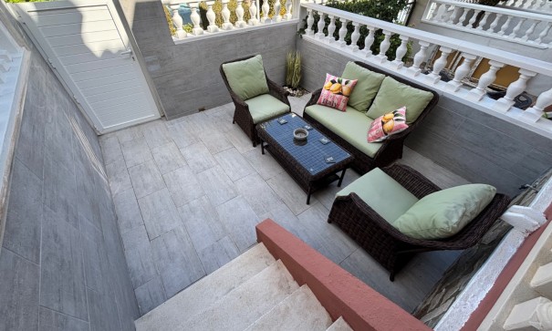 Videresalg - Byhus -
Ciudad Quesada - Rojales - Dona Pepa