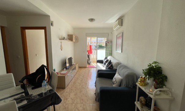 Sprzedaż - Apartament mieszkanie -
Torrevieia - Comunidad Valenciana