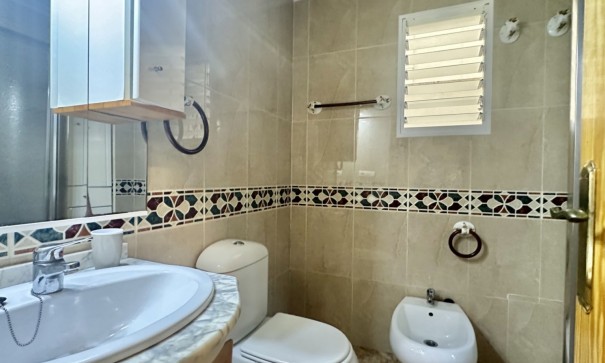 Sprzedaż - Apartament mieszkanie -
Torrevieja - Playa del Cura
