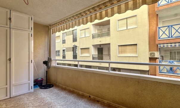 Sprzedaż - Apartament mieszkanie -
Torrevieja - Playa del Cura