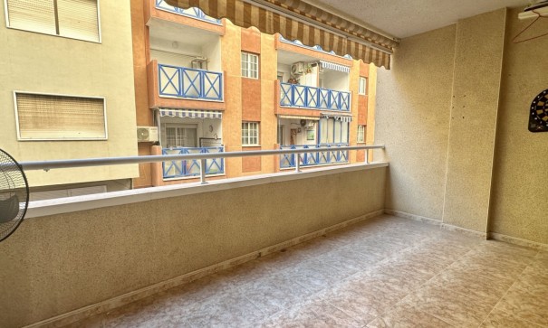 Sprzedaż - Apartament mieszkanie -
Torrevieja - Playa del Cura