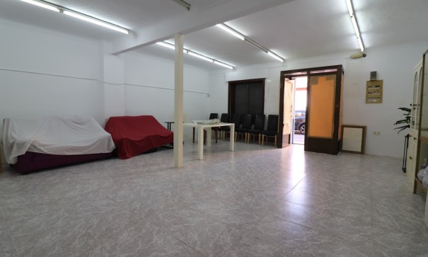 Herverkoop - Commercieel -
Benijofar - Benijofar - Village